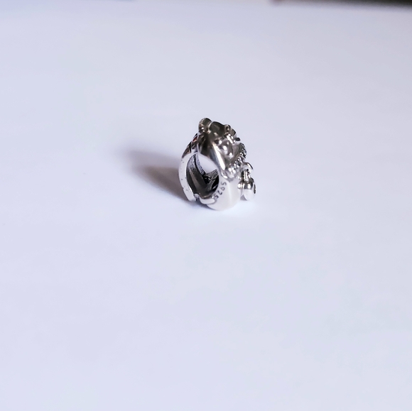 BACKPACK CHARM - Picture 4 of 7